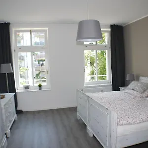  Apartment Busch